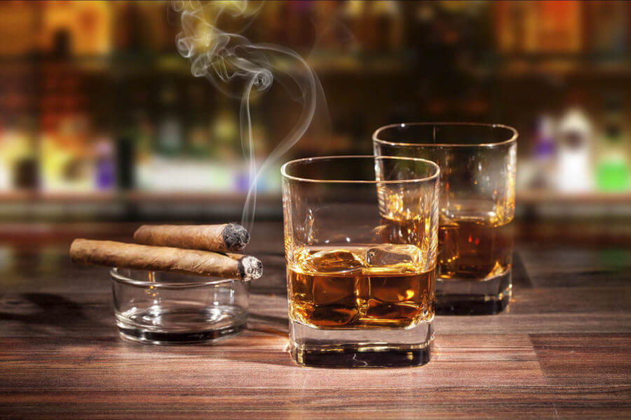 30% discount on drinks and cigars in the cellar tavern